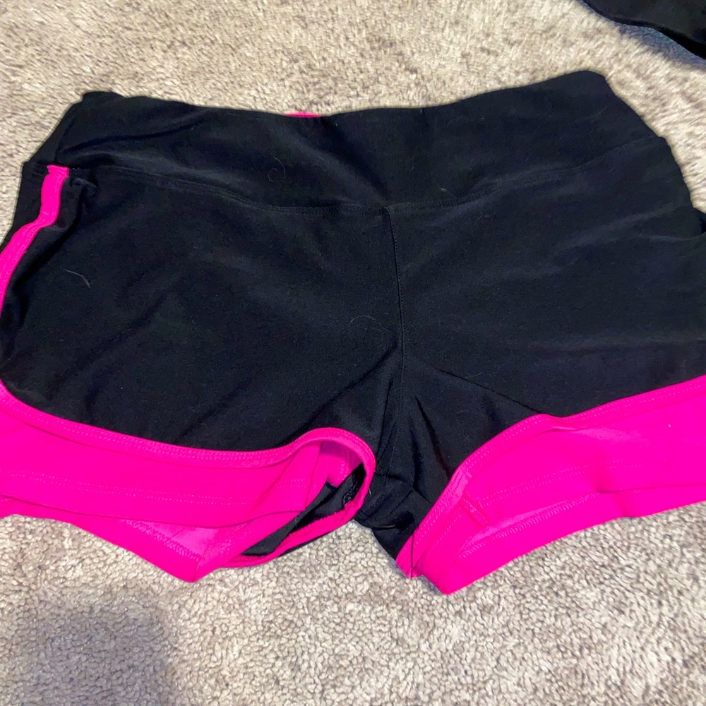 Avia women’s shorts! Size medium